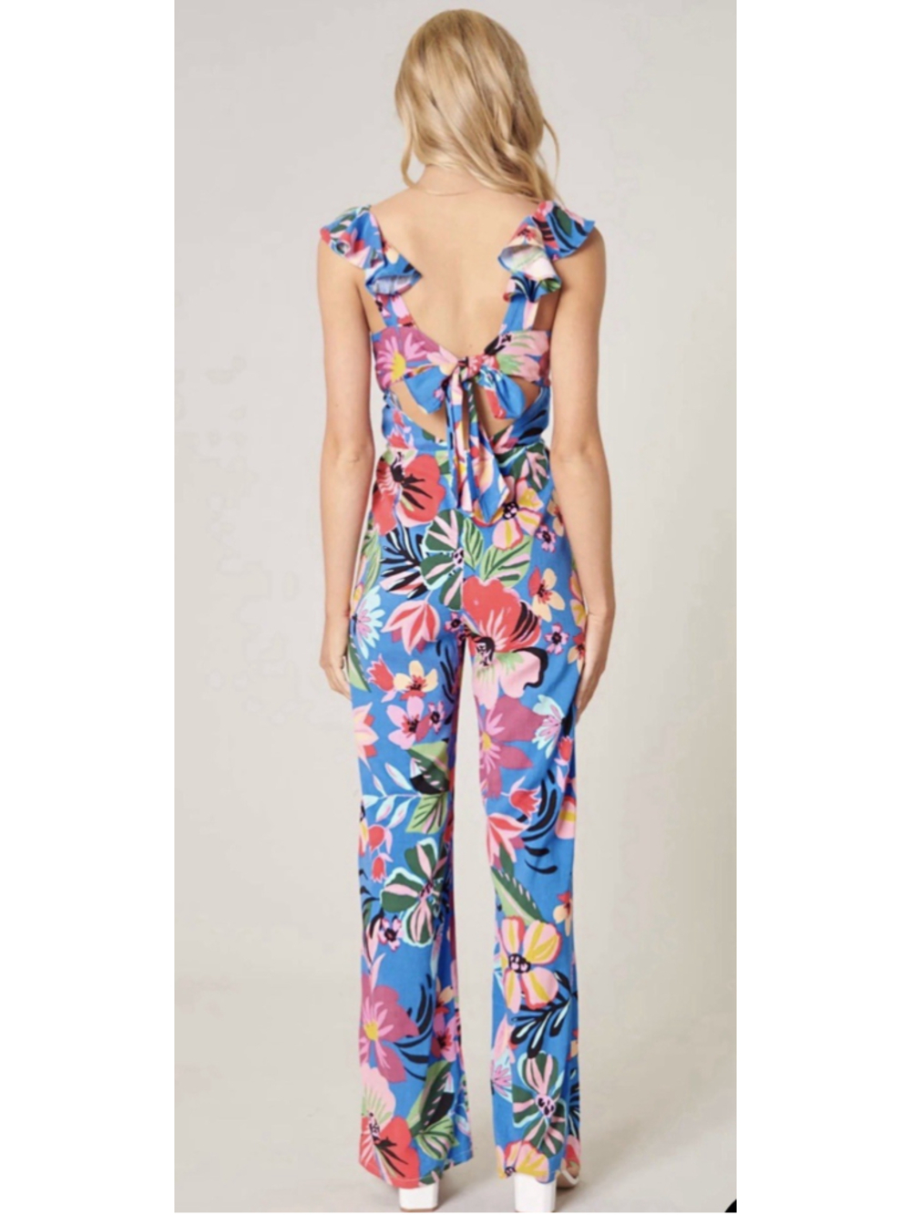 Sugarlips Inez Tropic Floral Ruffle V-Neck Tie Back Jumpsuit size M - Picture 2 of 8